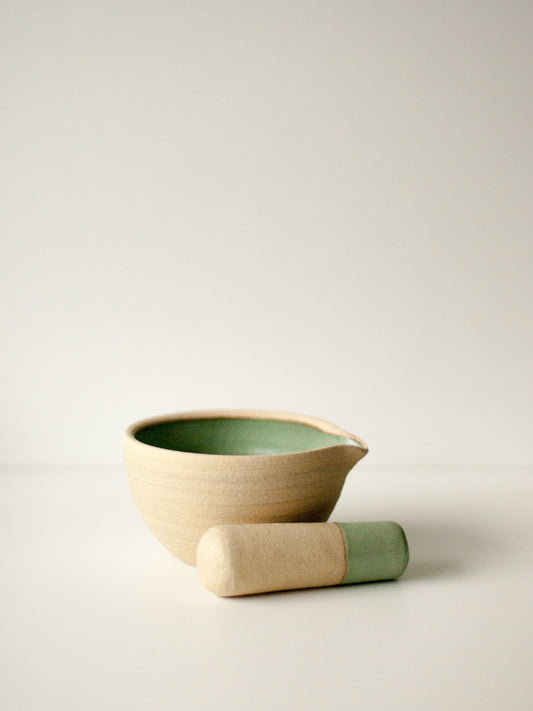 Mortier et pilon vert amande