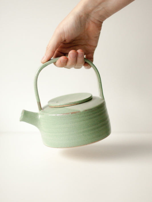 Théière vert amande n°1