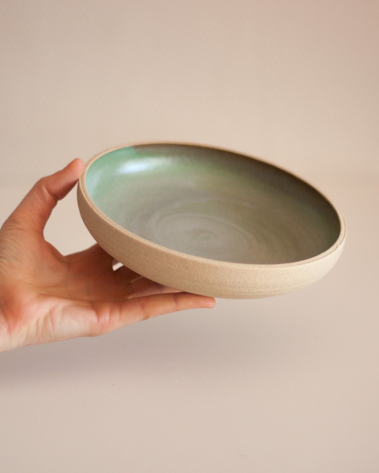 Assiette creuse vert Amande